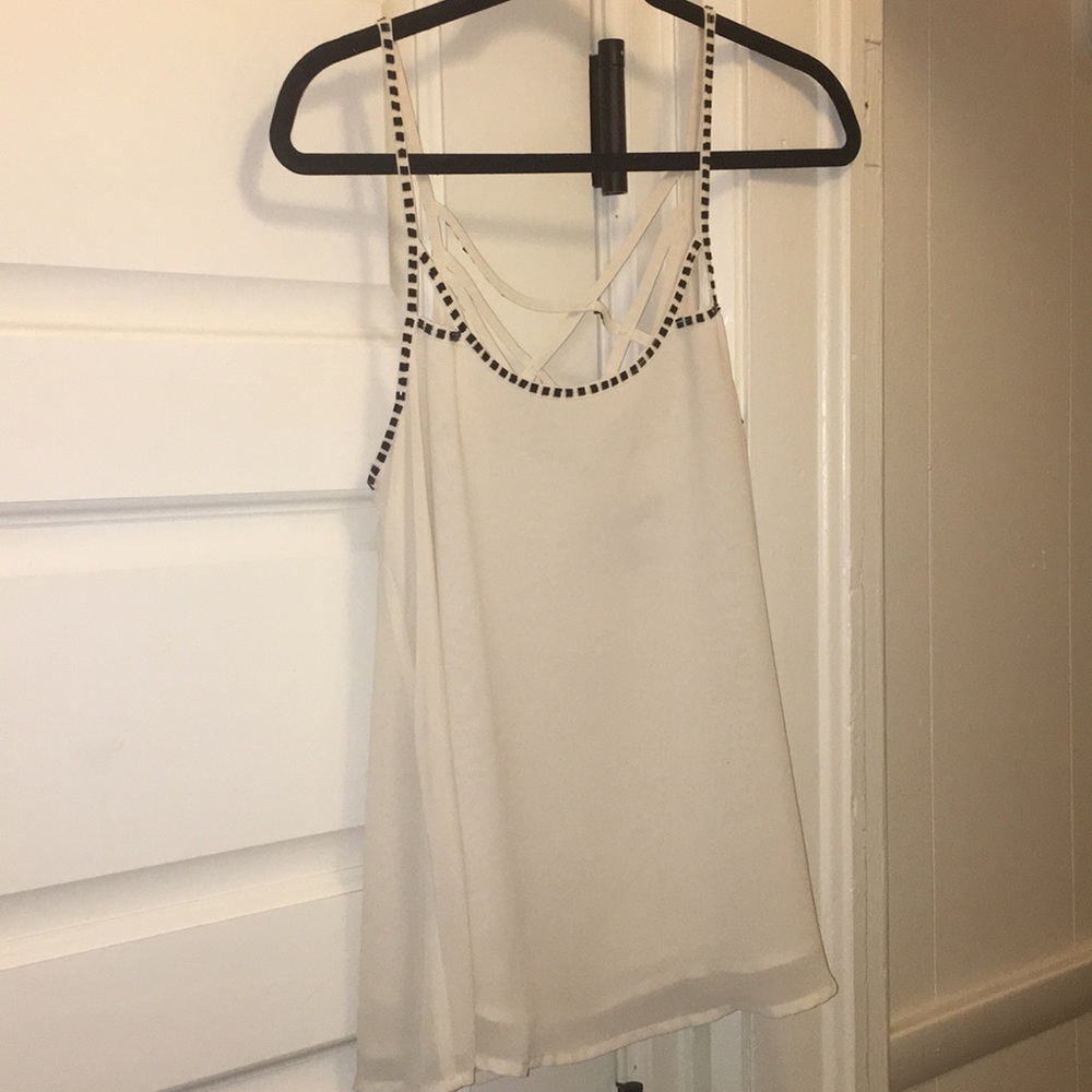 Forever 21 white/cream embroidered tank top size M